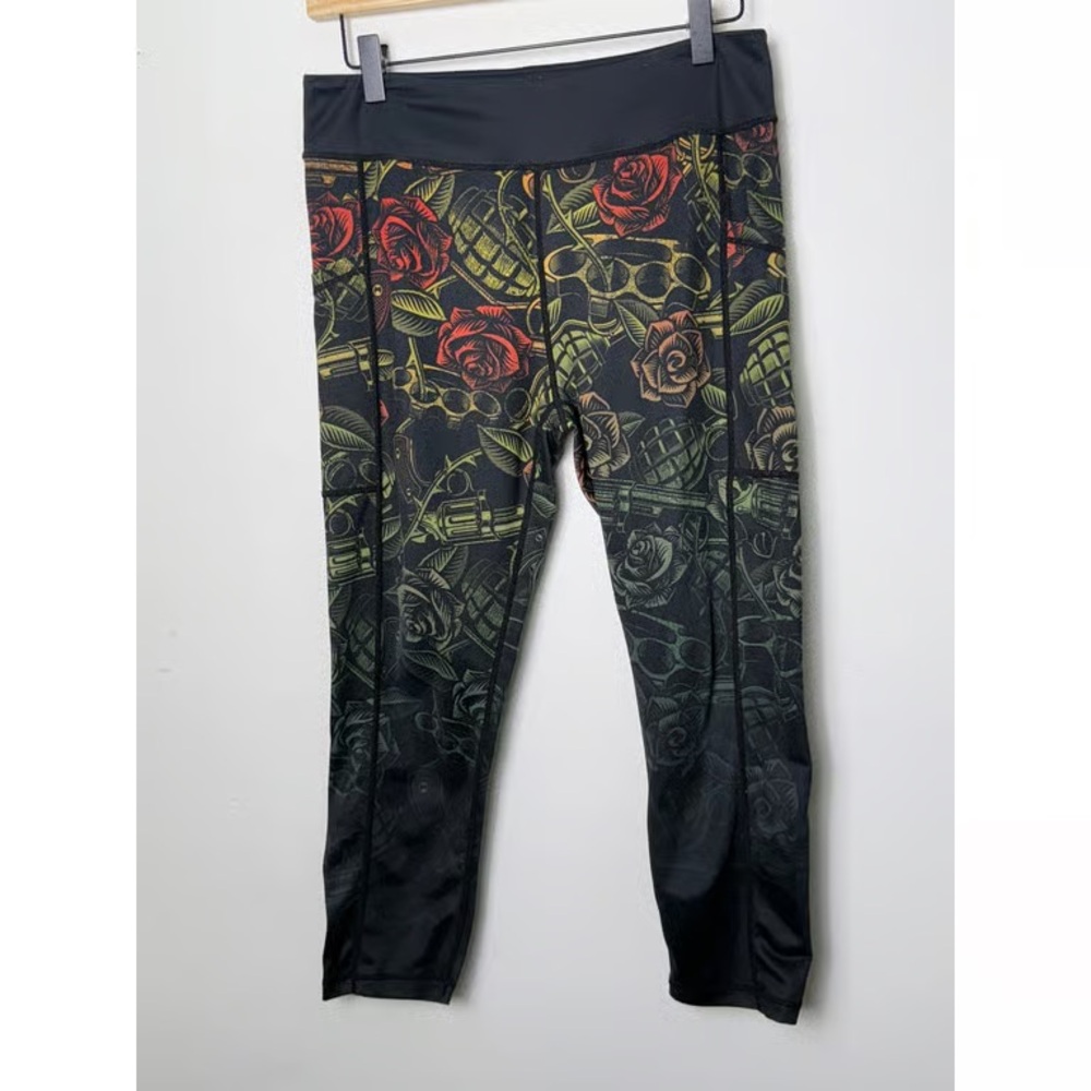 Constantly Varied Gear Rose Grenade Print Capri Leggings Medium Squats Approved
